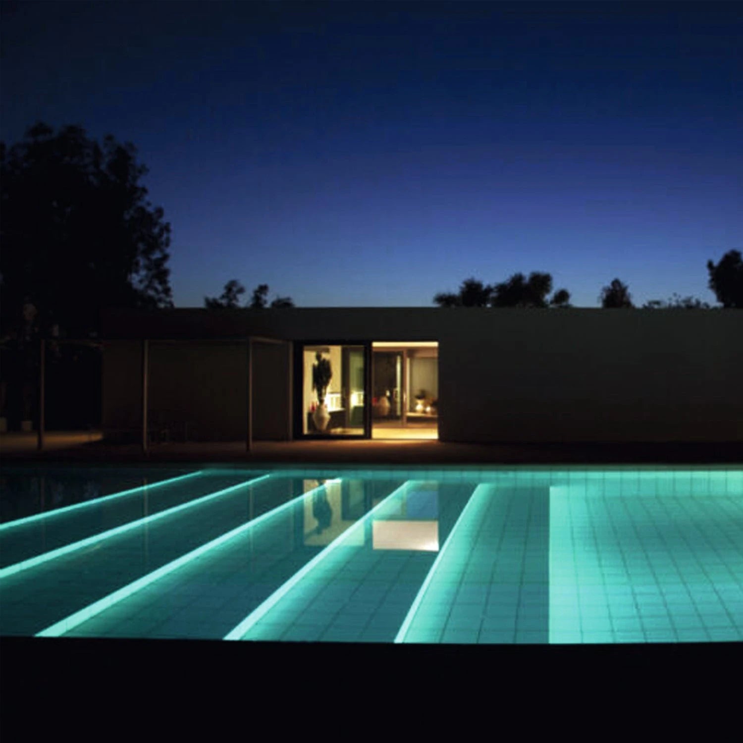 Swimming Pool - N